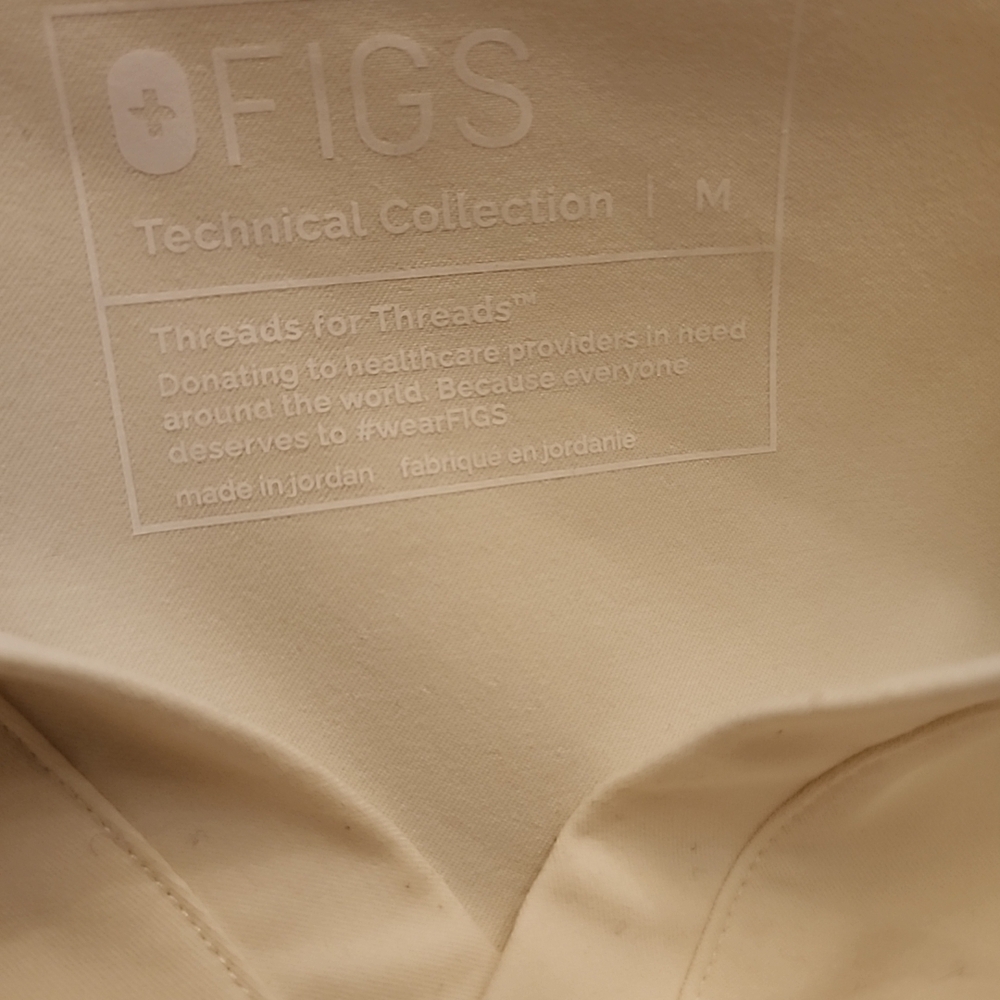 Figs Catarina Sunlight Color Scrub Top - Picture 7 of 7